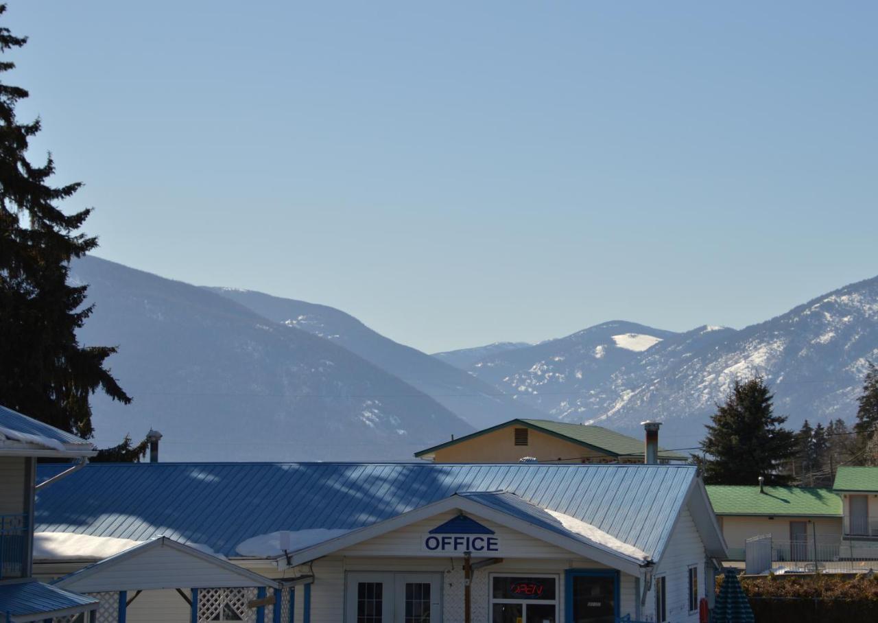 Skimmerhorn Inn Creston Exterior foto